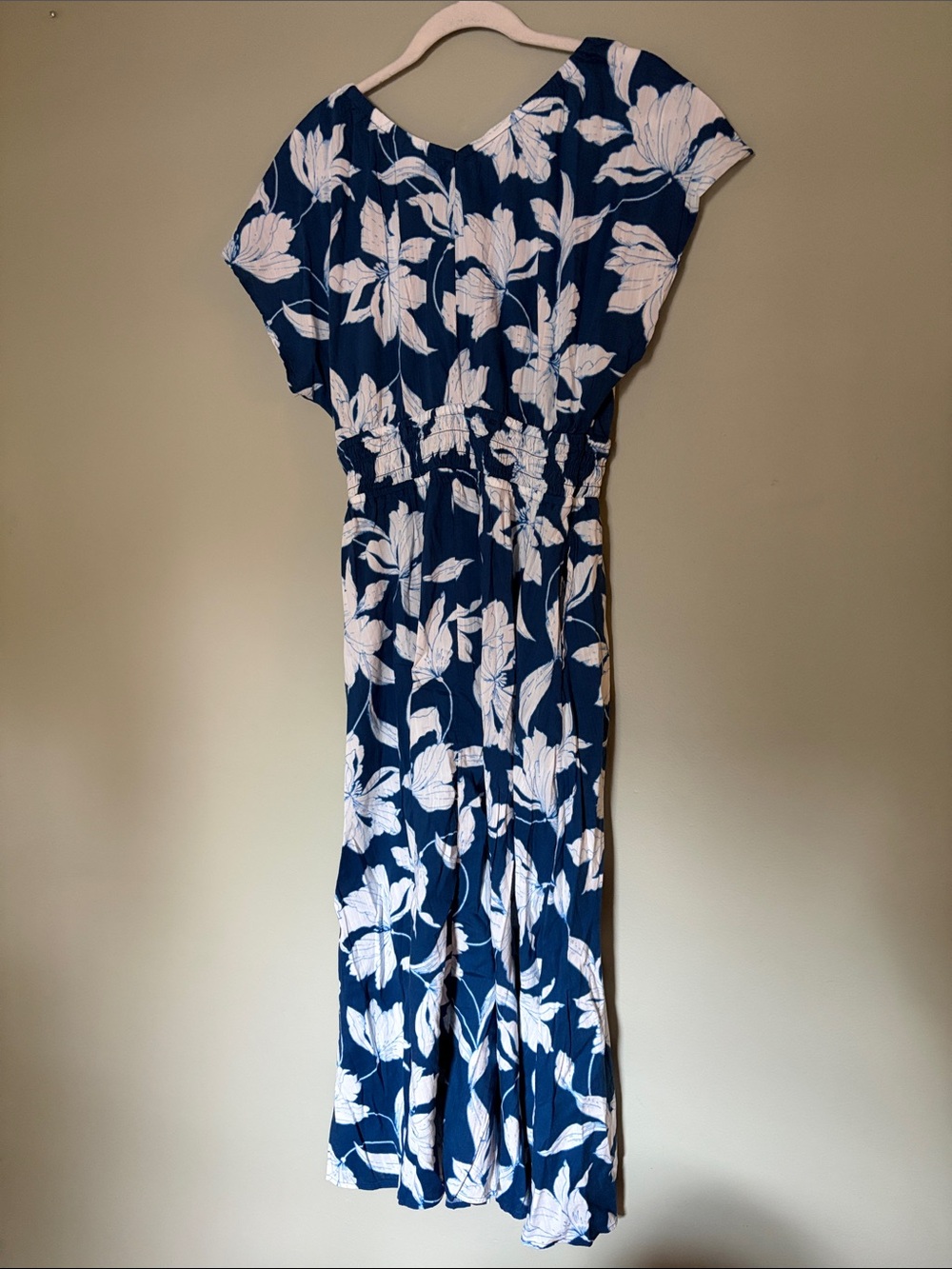 NWT Gap Smocked V-Neck Maxi Dress Small